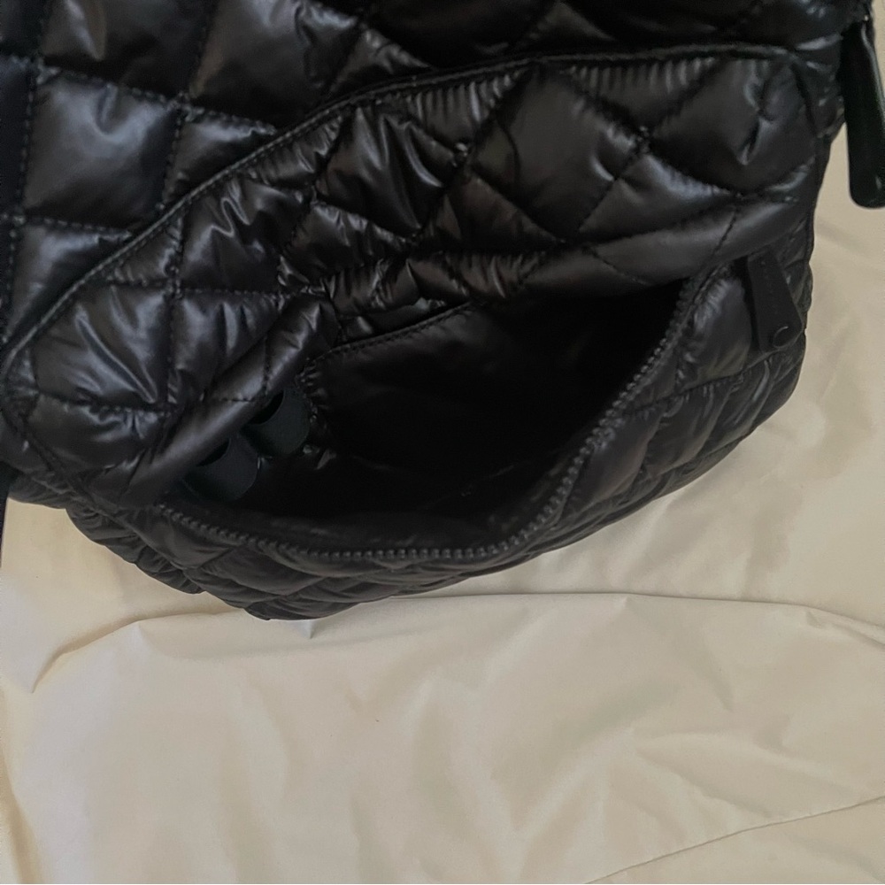 Quince quilted commuter backpack - Picture 4 of 8